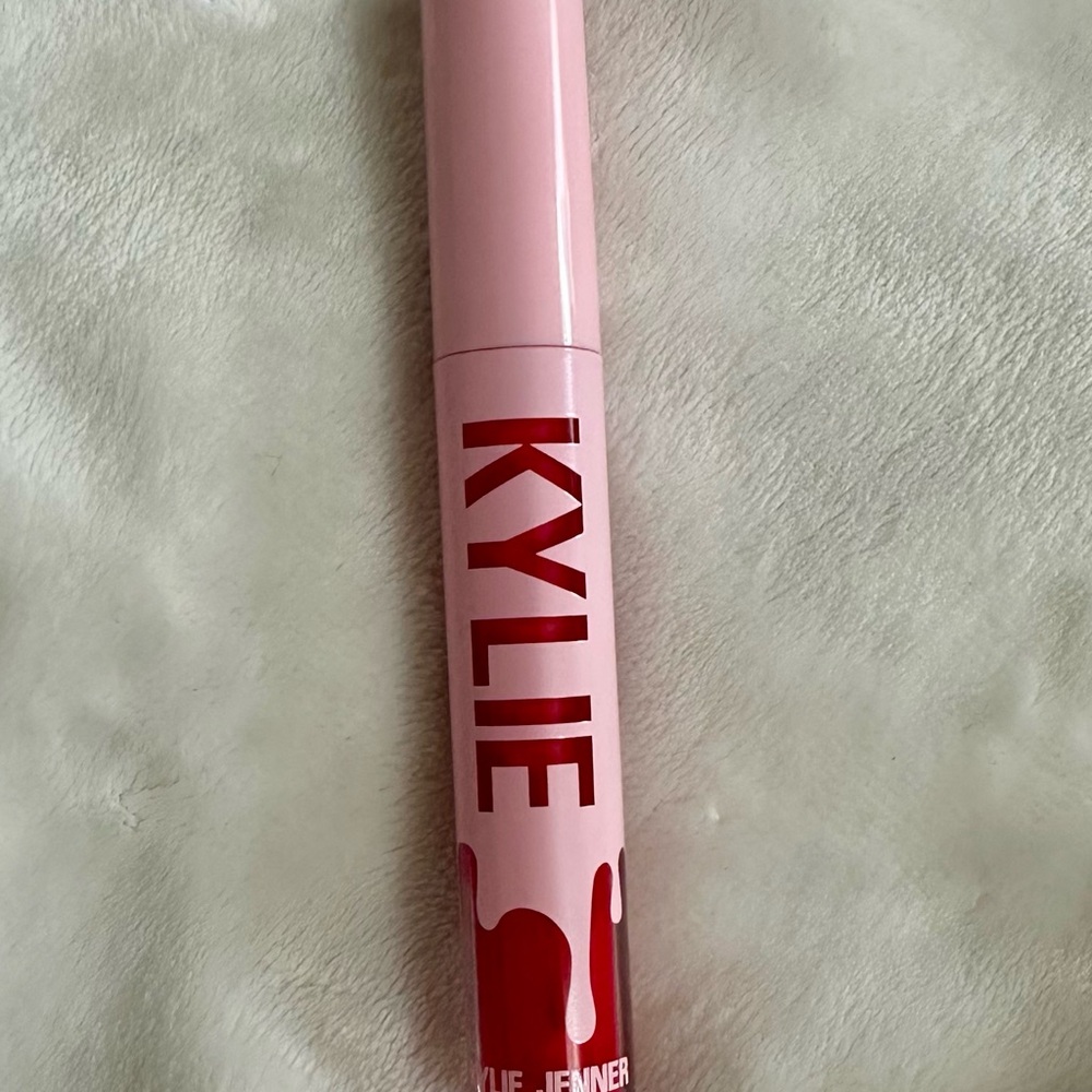 New Kylie Cosmetics Don’t @ Me Bright Red Lip Shine Lacquer Gloss Makeup